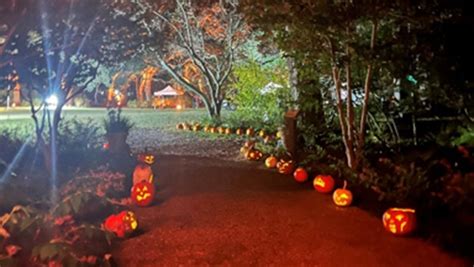 The Elizabethan Gardens Welcomes All For ‘a Night Of 1587 Pumpkins