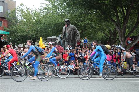 Naked Fremont Solstice Paraders Brave Brisk Start To Summer Westside