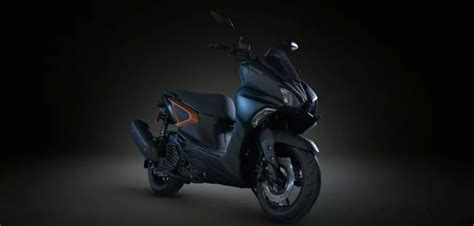yamaha  force  resmi meluncur  indonesia skutik sporty harga