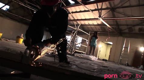 Glamorous Babe Spitroasted And Facialized