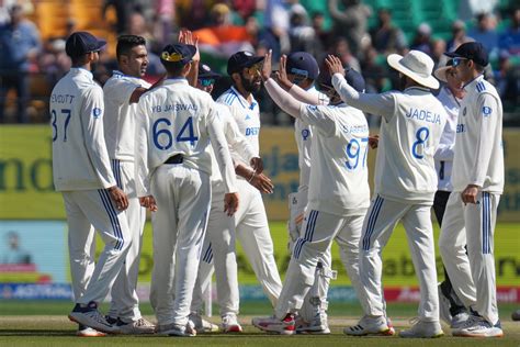 Ind Vs Eng Th Test Day Ravichandran Ashwin Takes As England