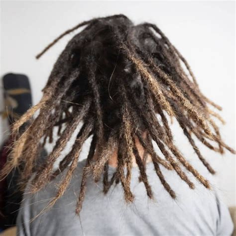 Neue Dreadlocks Von Spezialisten Machen Lassen