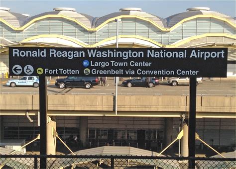 Ronald Reagan Washington National Airport Metro Station --… | Flickr