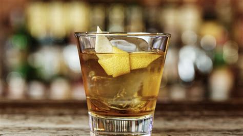 20 Best Rye Whiskey Cocktails To Try