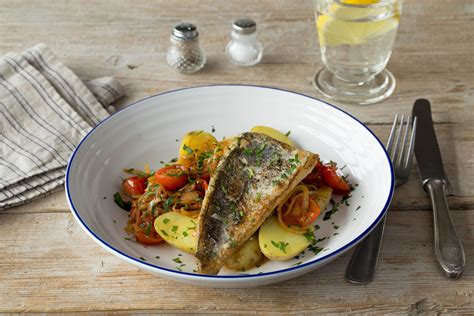 Pan Fried Sea Bream Recipe Hellofresh