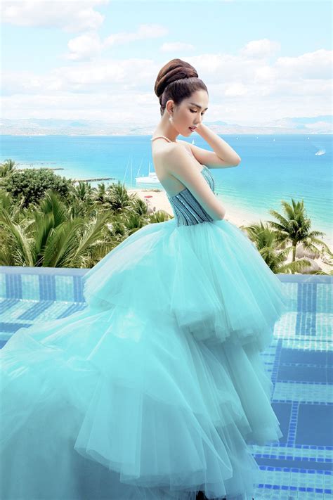 Hậu clip nude 100 gây sốc Ngọc Trinh tung bộ ảnh đẹp ngẩn ngơ Hóa thiên nga vừa nền nã vừa