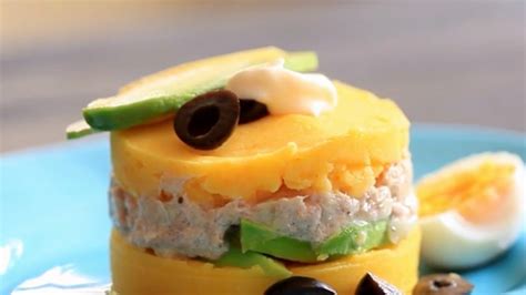 Receta De Causa Limeña Rellena A La Peruana Las Recetas Del Chef