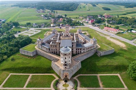 Ujazd ruiny zamku Krzyżtopór Spotkania z Zabytkami