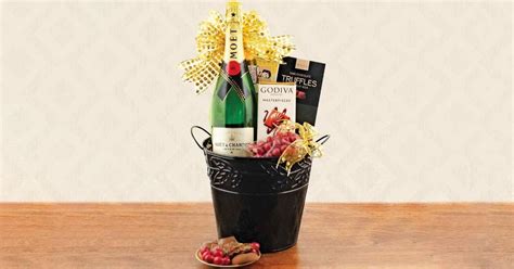 The Top 5 Corporate Fruit Gift Baskets