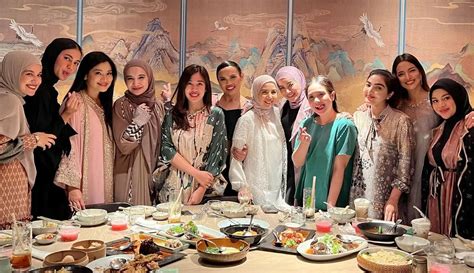 Potret Geng Cendol Buka Bersama Penampilan Nagita Slavina Dan Wulan