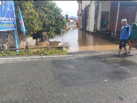 Foto Musibah Banjir Dan Tanah Longsor Di Kota Sungai Penuh Kabupaten