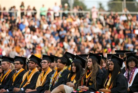 PHOTOS: Sprague seniors celebrate graduation