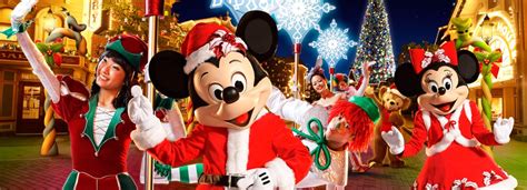 Christmas at Hong Kong Disneyland - Photo Report - Designing Disney