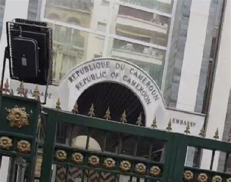 Paris Xavier Ongolo interdit d accès à l ambassade du Cameroun