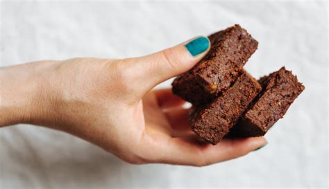 Brownie ze tří surovin Vegan bez lepku bez cukru a přitom stále