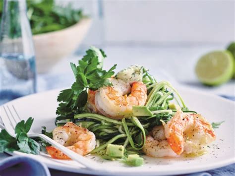 Courgetti Met Scampi S En Limoen Knoflookboter Libelle Lekker