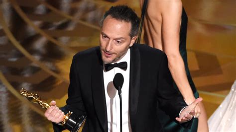 ‘Revenant’ Cinematographer Emmanuel Lubezki Sets Record with Oscar Win