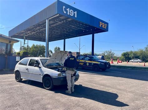 Prf Prende Em Eldorado Do Sul Rs Idoso Dirigindo Carro Furtado