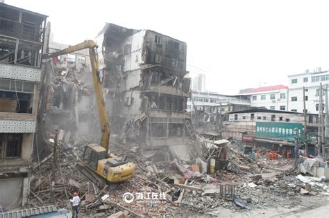 温州鹿城区突发民房倒塌 现场救援正在进行 在线首页 浙江在线