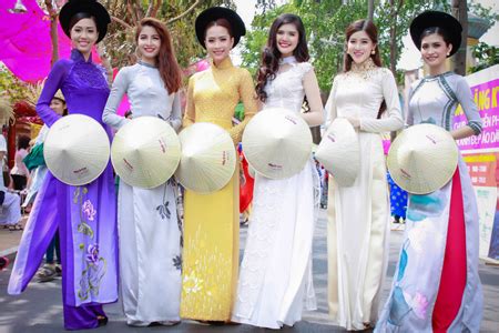 Vietnamese Traditional Costumes | Tradition & Culture - Go Vietnam Tours