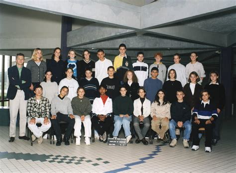 Photo De Classe Me De Coll Ge Du Bois D Aulne Copains D Avant