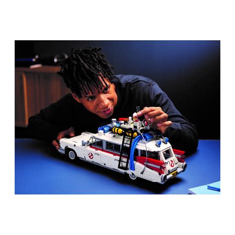 Купить конструктор LEGO 10274 Автомобиль Охотников за привидениями