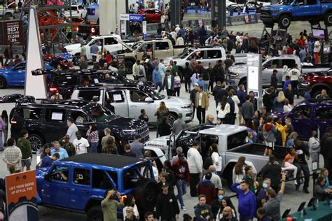 Detroit Auto Show Promises Big Jump In Previews This Year The Detroit