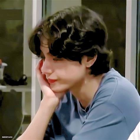 Pin by 박순정 on 태식이 복싱클럽 Kim taehyung Foto jungkook Taehyung hot