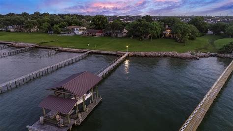 4995 W Bayshore Drive, Bacliff, TX 77518 - HAR.com