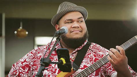 Josh Tatofi opens Kapolei drive-in concert series | Honolulu Star-Advertiser