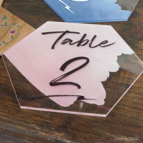 Num Ros De Tables En Plexiglas Design Tendance Pour Mariage