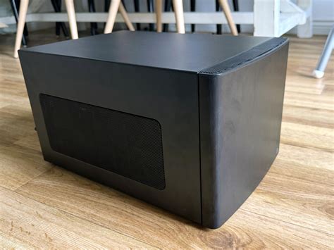 Customised Fractal Node 304 SFF Server Build : r/sffpc