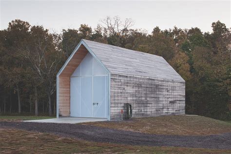 The Shed is a Simple and Elegant Off-site Prefab Shelter