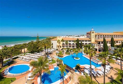 Best Hotels And Beach Resorts In Seville Destinia Guides