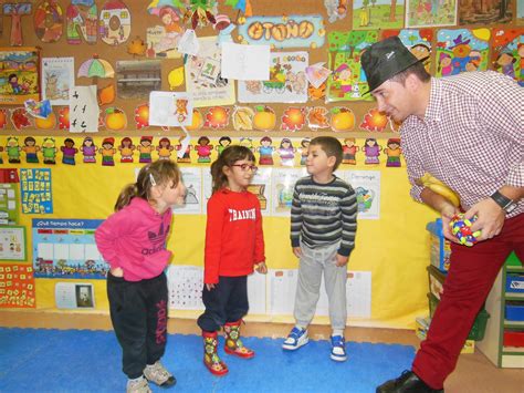 Aprender En Mi Aula Es Divertido Hacemos Mag A Malabares Y Cantamos