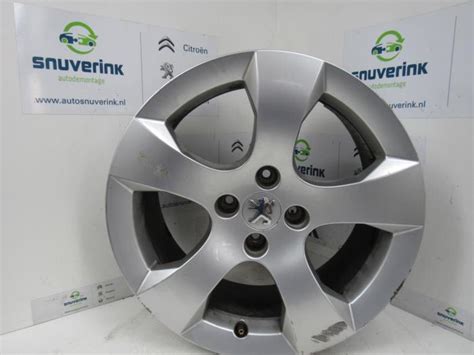 Peugeot 3008 Wheels Stock