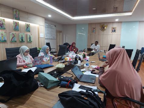 Rapat Tinjauan Manajemen Bulan Januari Fakultas Kedokteran Upn Veteran