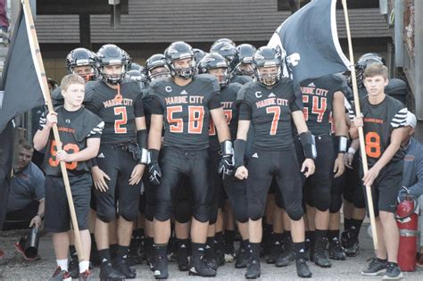 Photos Of Marine City Football Victory Over South Lake Macomb Daily