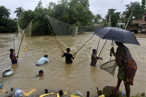 Floods Leave 42 Dead And Millions Homeless In India And Bangladesh