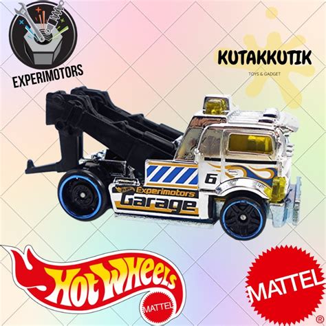 Hot Wheels Towing Truck Heavy Hitcher Chrome Crane Truck Experimotors Shopee Malaysia
