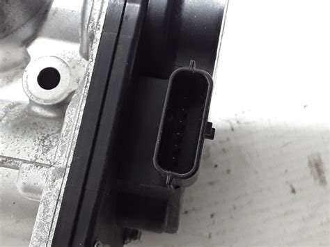 Used Dacia Duster Accelerator valve 161203393R