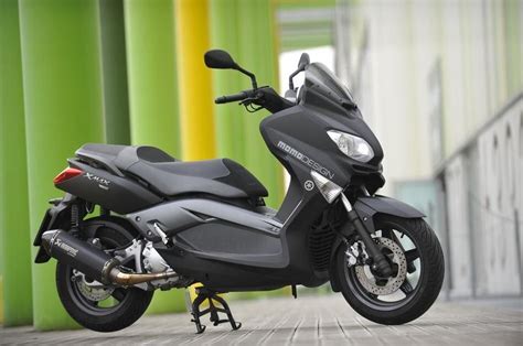 Yamaha X Max 250 Sport Prezzo Scheda Tecnica E Foto Dueruote