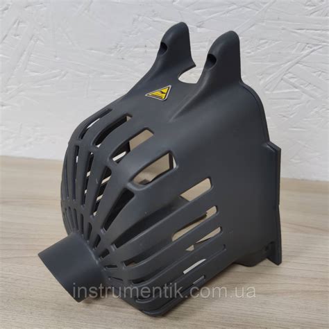 Крышка глушителя оригинал для мотокосы Oleo-Mac Sparta 250Т - купить по ...