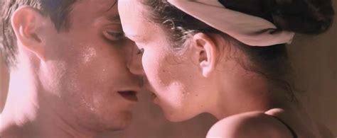 Nude And Having Sex In Hotel Desire