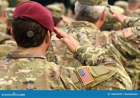 US Soldiers Giving Salute. US Army Editorial Stock Image - Image of ...