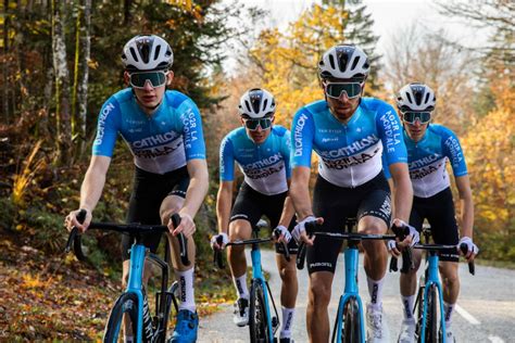 L Essentiel Du Sport Dans Nos R Gions Un Premier Choc Pour Grenoble