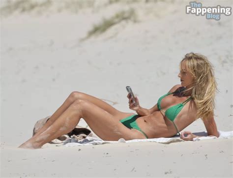 Annie Knight Shows Off Her Nude Tits Sexy Bikini Body 50 Photos AllPornImages