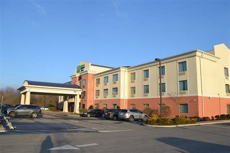 Holiday Inn Express And Suites Selinsgrove University Area An Ihg