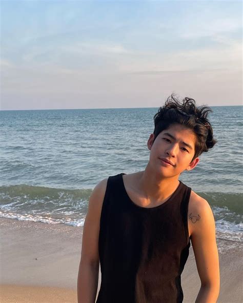 Mark Pakin Kunaanuwit Cute Gay Couples Gmmtv Actors Cute Boyfriend Pictures