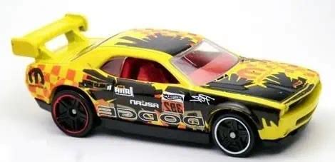 Hot Wheels Off Road Dodge Challenger Drift Car Universo Hot Wheels